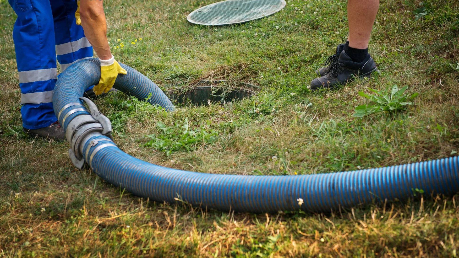 4 Common Signs of a Backup in Your Sewer Line